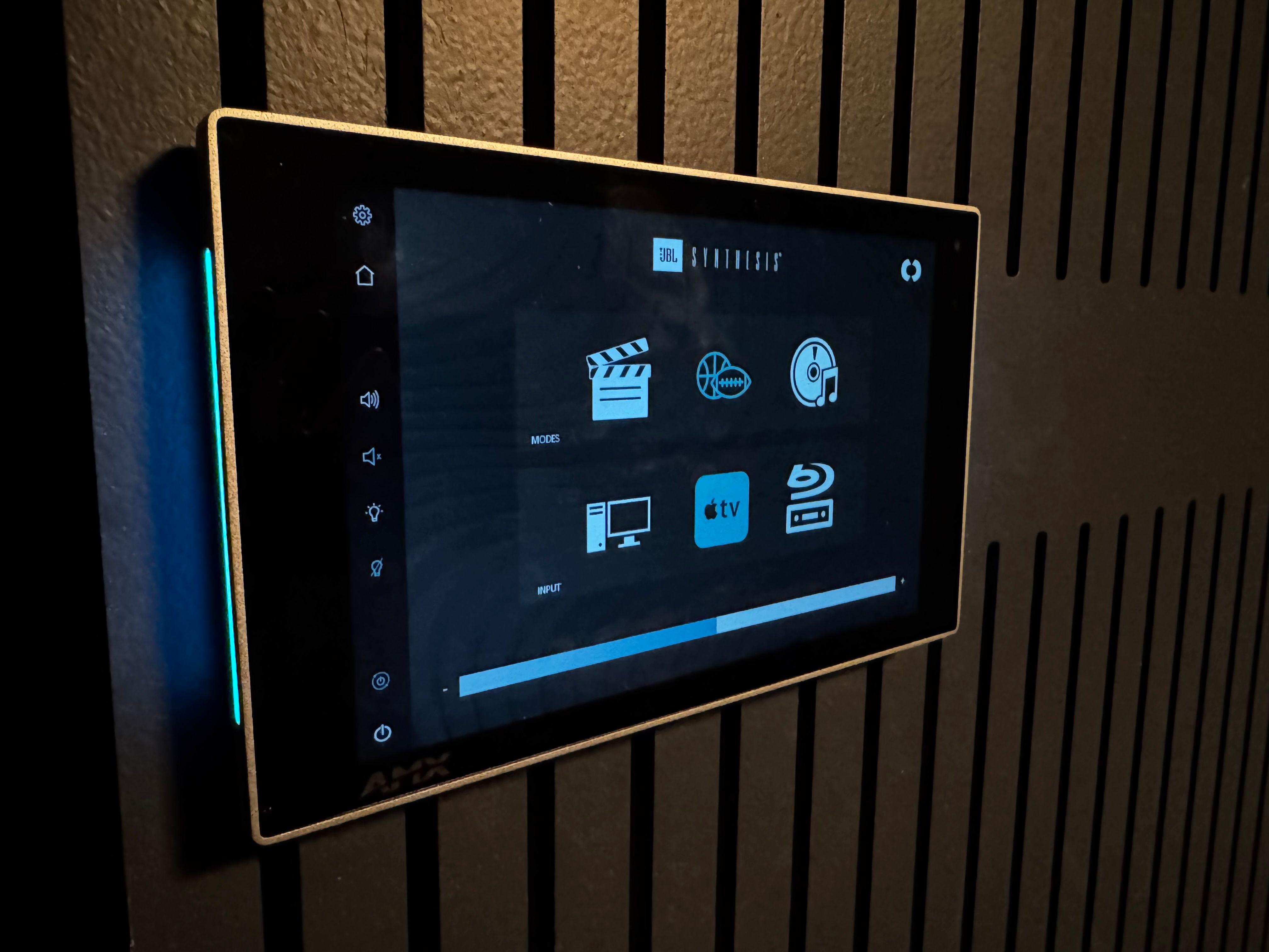 Case Study: JPRO’s JBL Synthesis-Certified Cinema gallery image 2